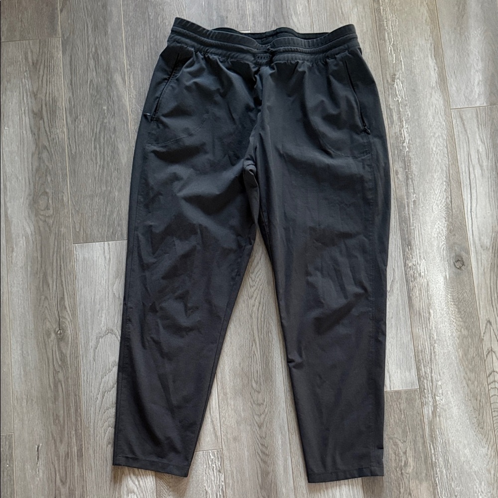 KUHL Haven Joggr, Size Medium